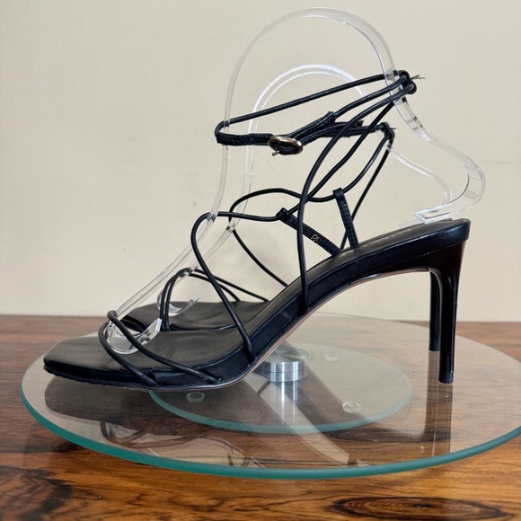 Alias Mae Inez Strappy Heel in Black Size 38 / 8 - Picture 2 of 16